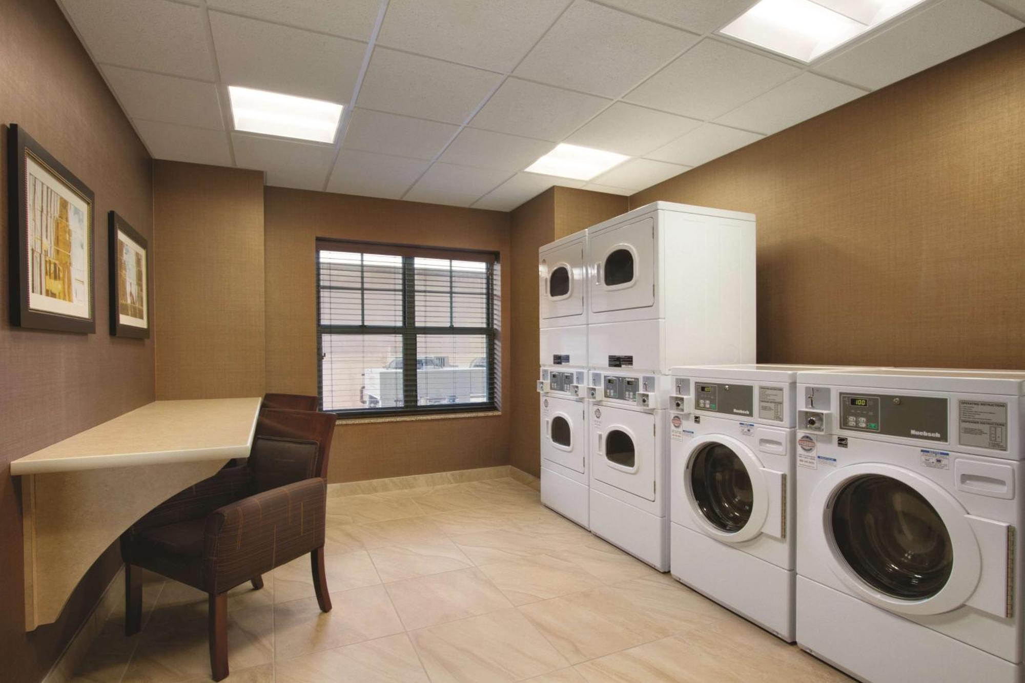 Hilton Garden Inn Oklahoma City/Bricktown Екстер'єр фото